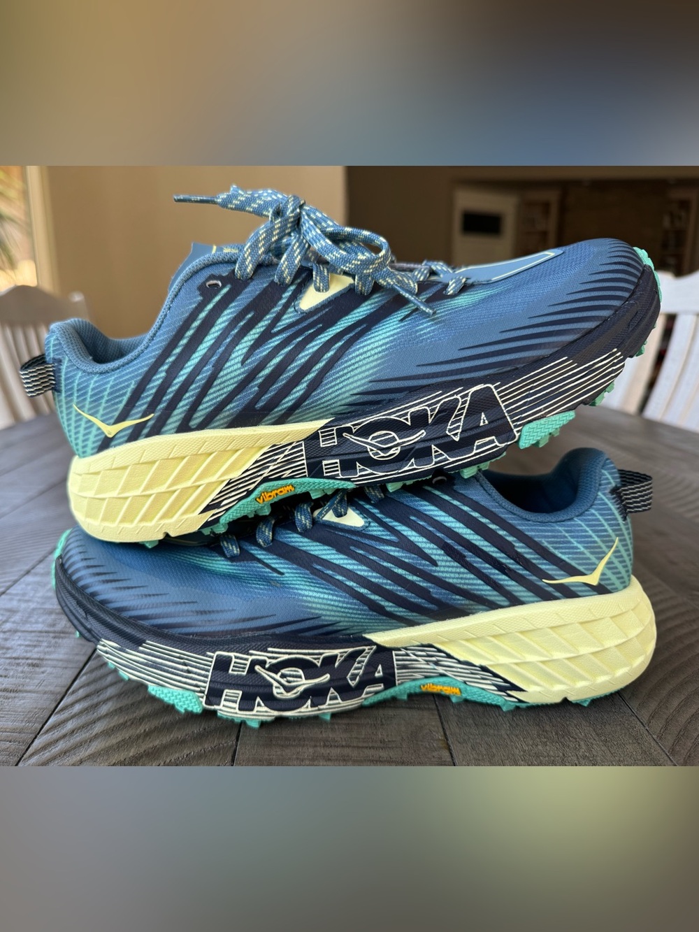 Hoka One One Speedgoat 4 Performance Fitness Running Shoes Women’s Size 7.5 D